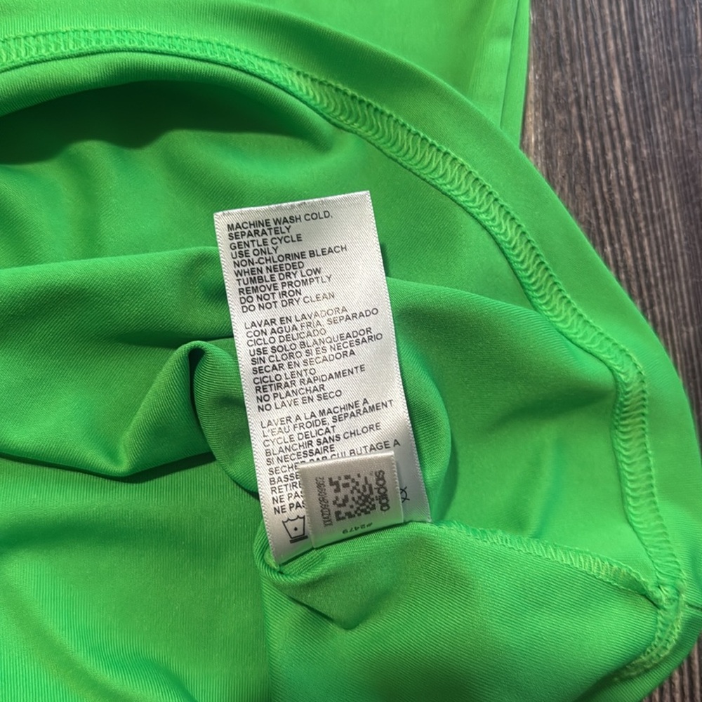 ADIDAS Climalite Youth XL Neon Green Boys Shirt Performance Quick Dry Athletic - Picture 8 of 9